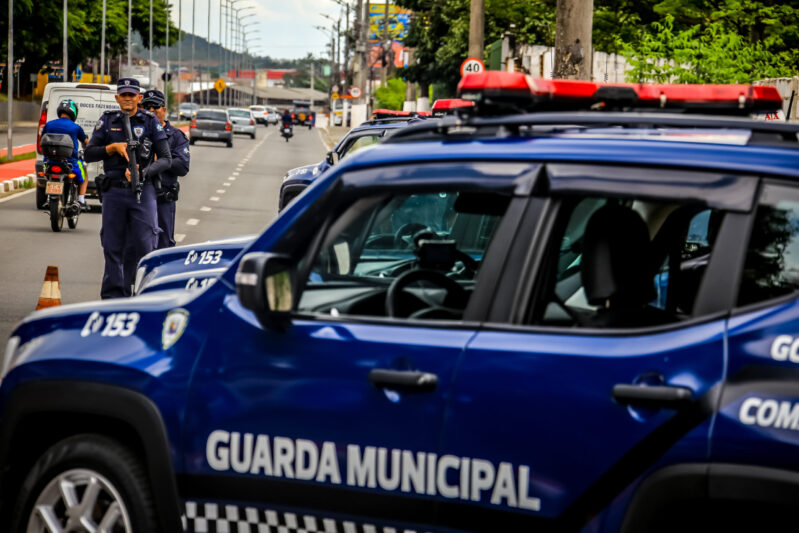Polícia Civil e GCM de Santana de Parnaíba realizam operação e apreendem mais de 2 mil entorpecentes