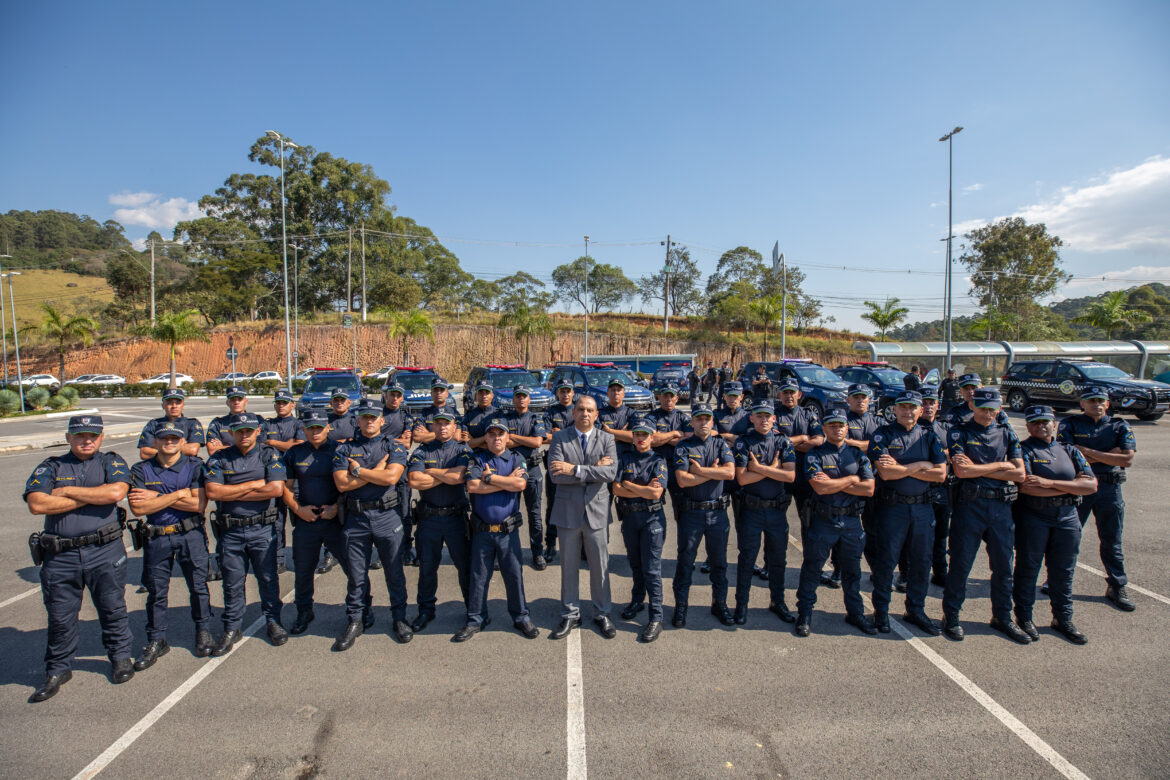 Formatura marca a conclusão de curso de mais 34 Guardas Civis Municipais